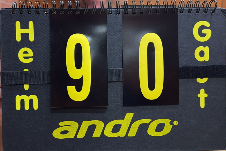 Anzeigetafel 9 0.jpg